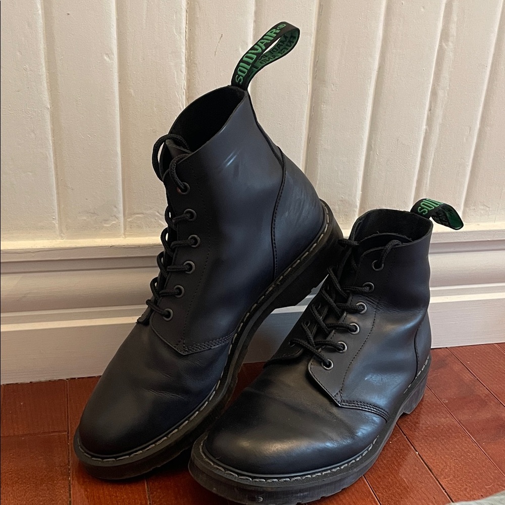 Solovair 6 Eye Astronaut Black Boot - men’s UK 9